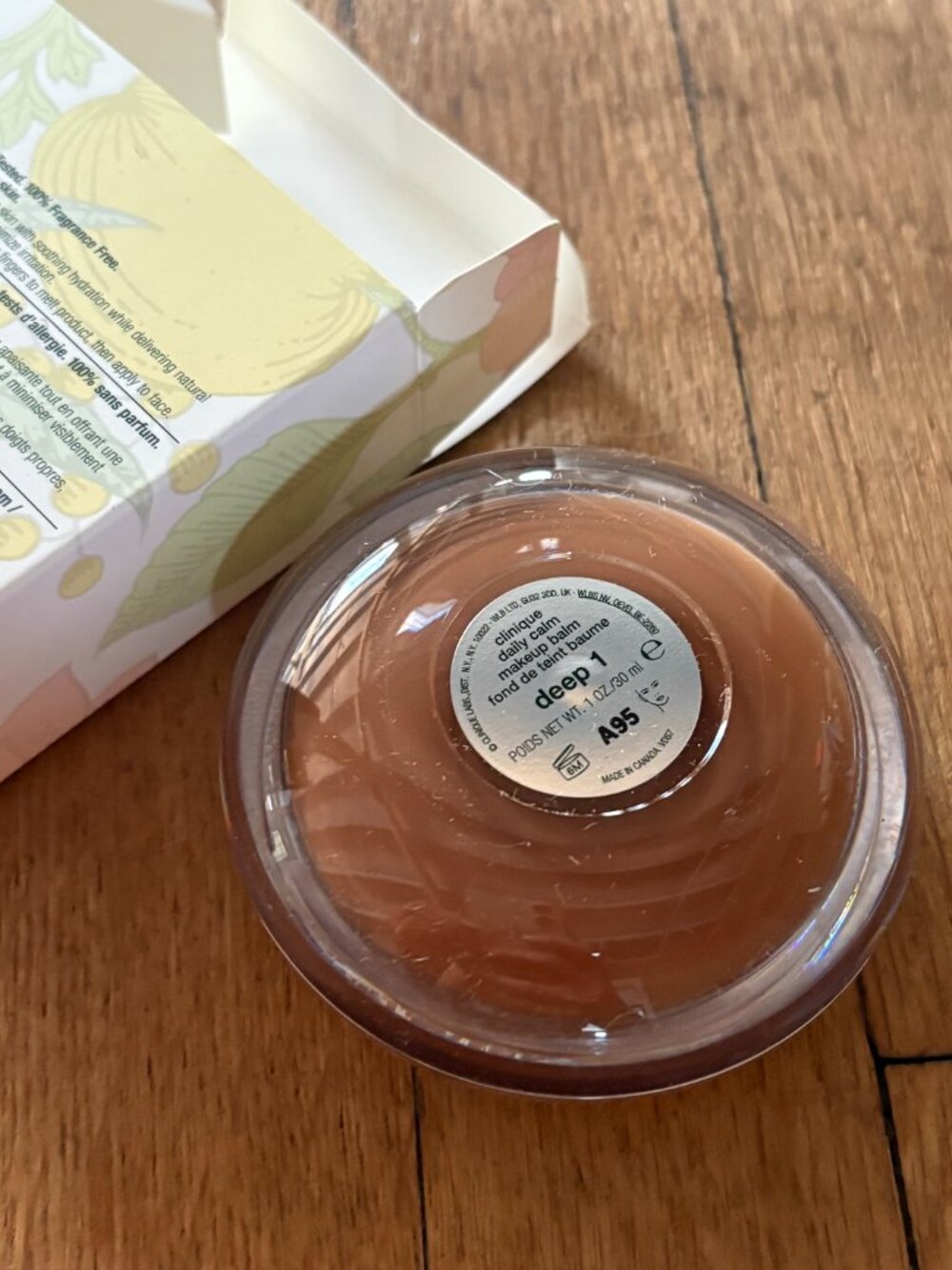 Clinique Daily Calm Makeup Balm Foundation Shade Deep 1 - Picture 3 of 3